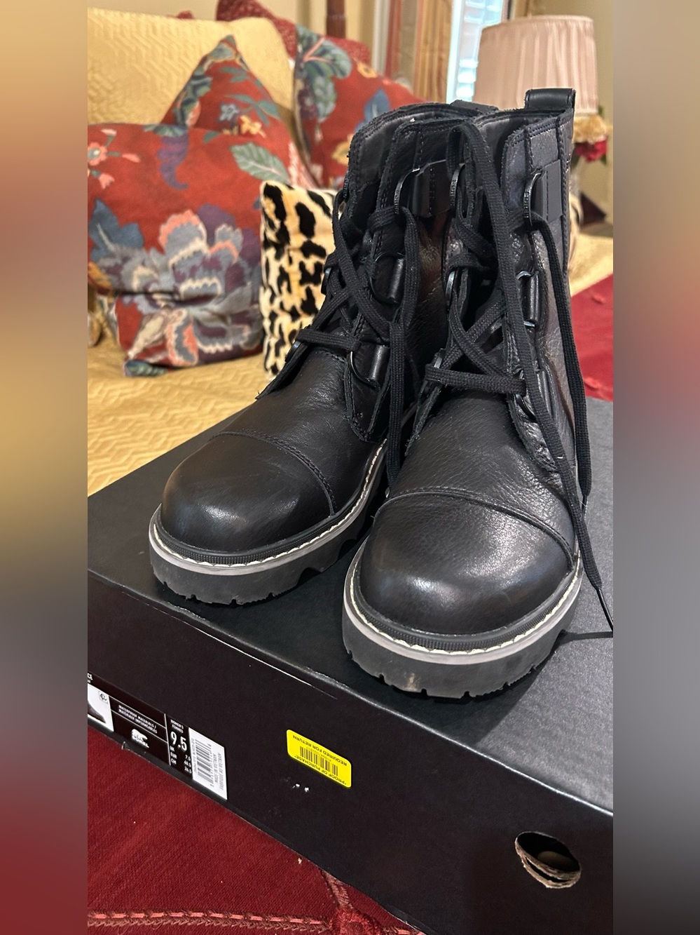 Sorel Moto Boots 9.5 Black Leather